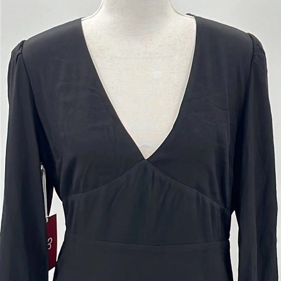 Aritzia Sunday Best Grayson Long Sleeve V Neck Mini Dress in Noir - NEW - Size 8 - Picture 4 of 9